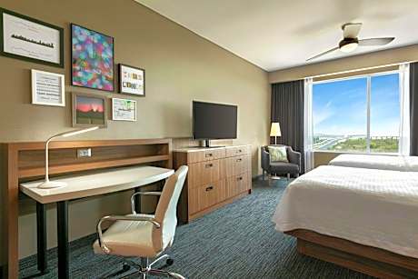 Queen Studio with Two Queen Beds - Non-Smoking