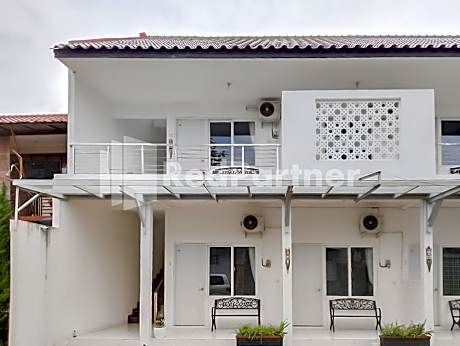 Khayrizsan Guest House Mitra RedDoorz