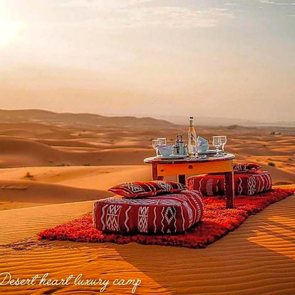 Merzouga heart camp