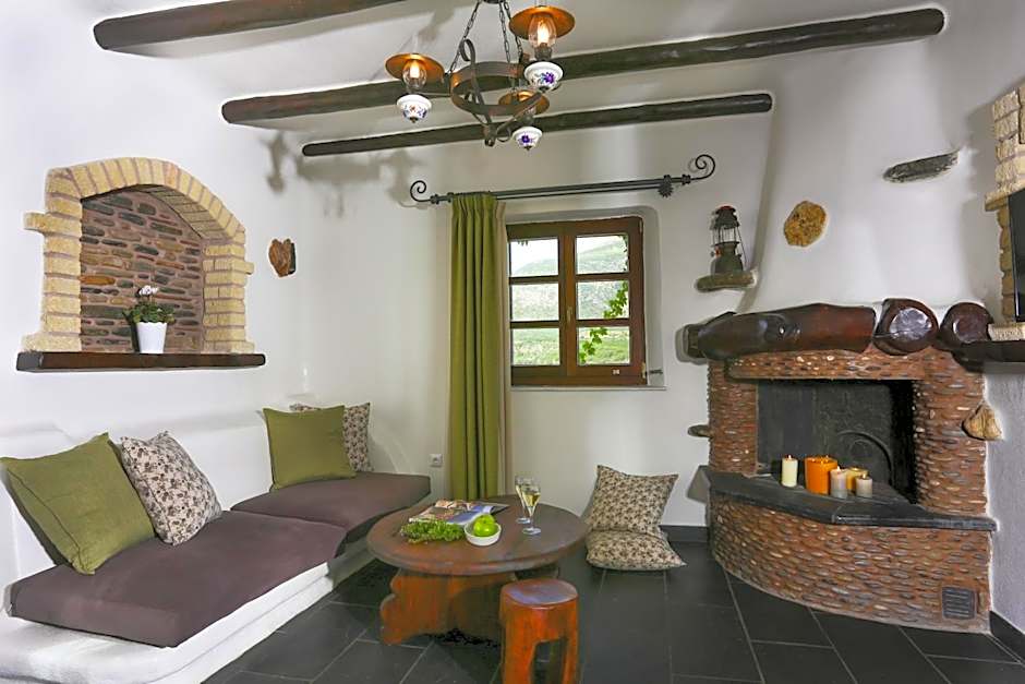 Astrolithos Boutique