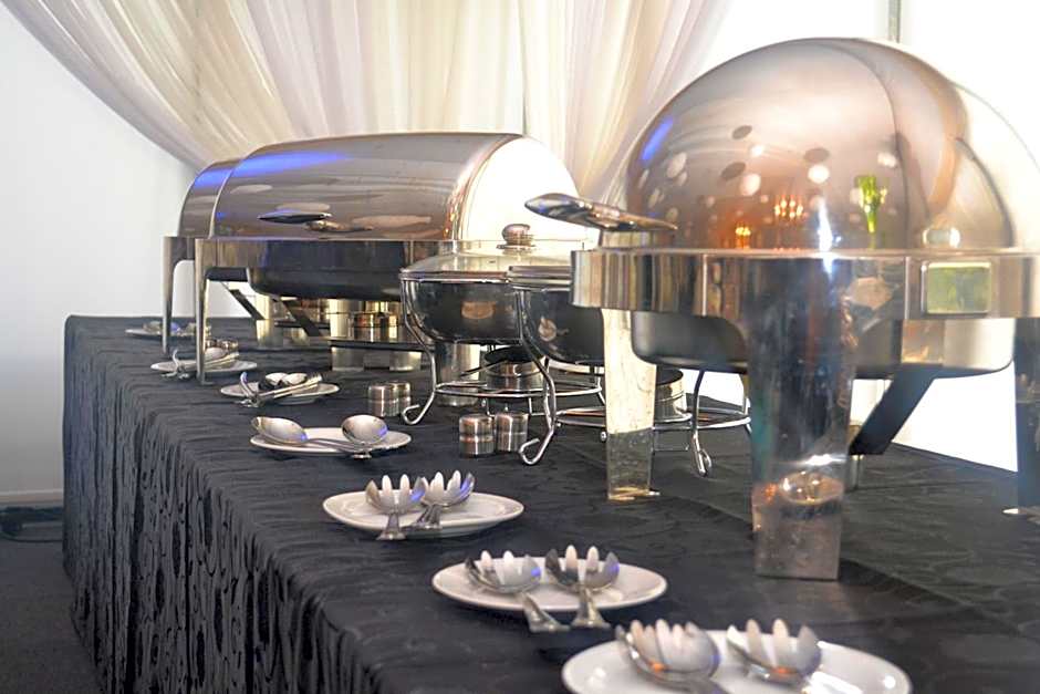 Hoyohoyo Chartwell Lodge