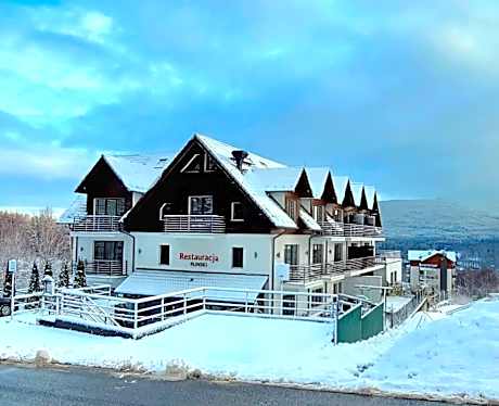 Flinski Sport X SPA, Boutique X Art