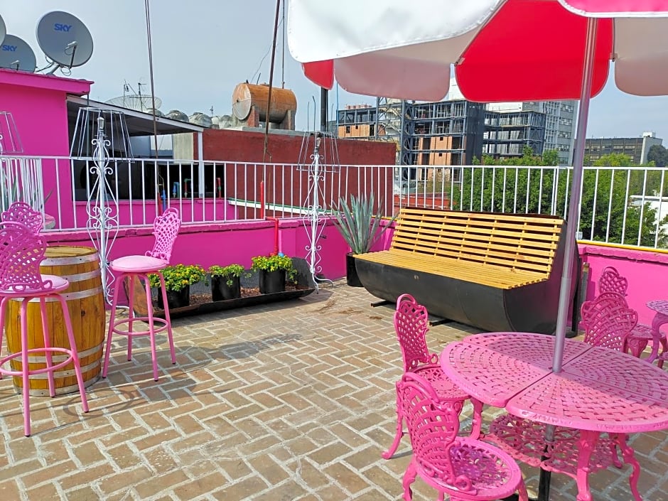 Mala Vecindad Beer Hotel