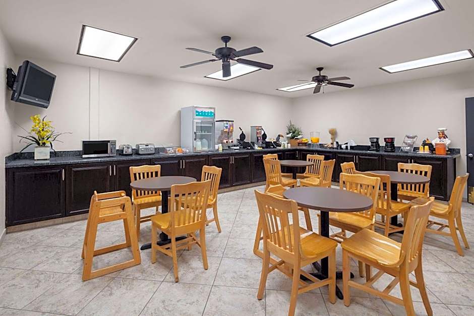 Travelodge by Wyndham Globe AZ