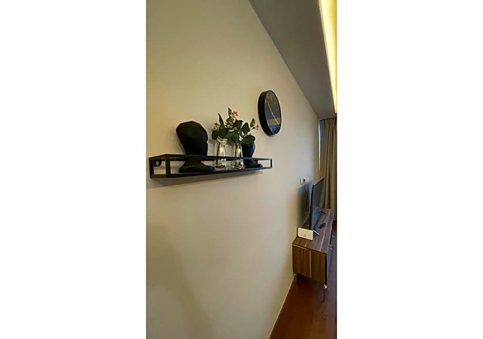 Furnished Apartment in Mall Of Arabia Towers , AEON Compound