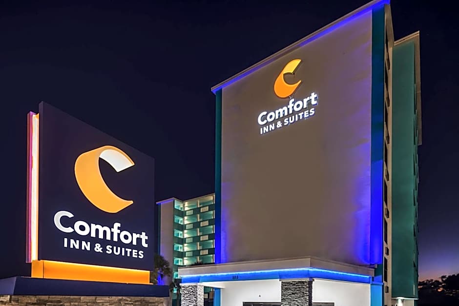 Comfort Inn & Suites Daytona Beach Oceanfront