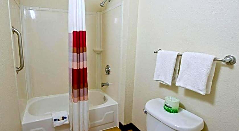 Red Roof Inn Akron
