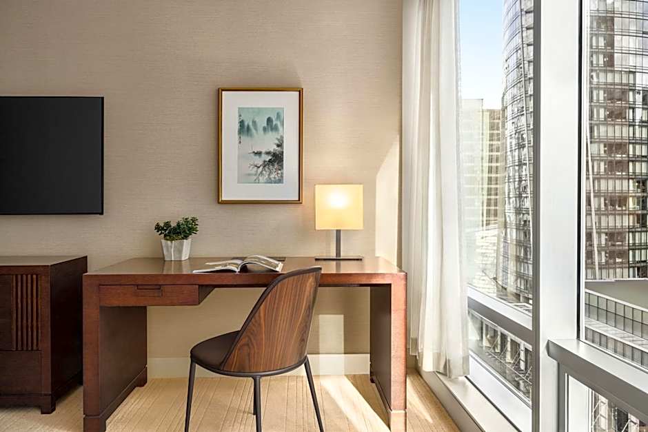 Hyatt Vancouver Downtown Alberni