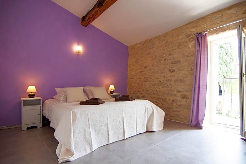 Mas de la Rivoire B&B