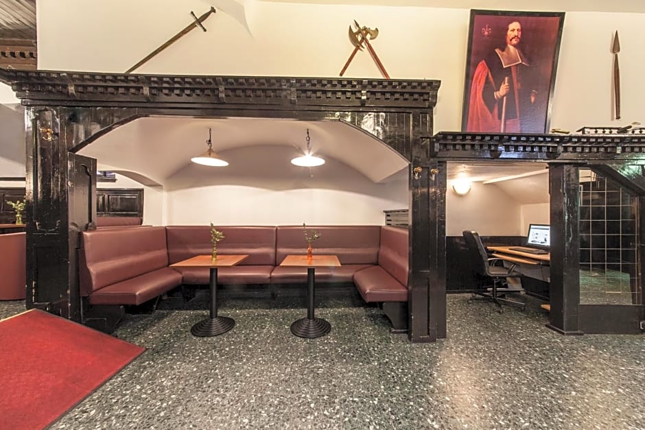 Hotel Ahl Meerkatzen Koln