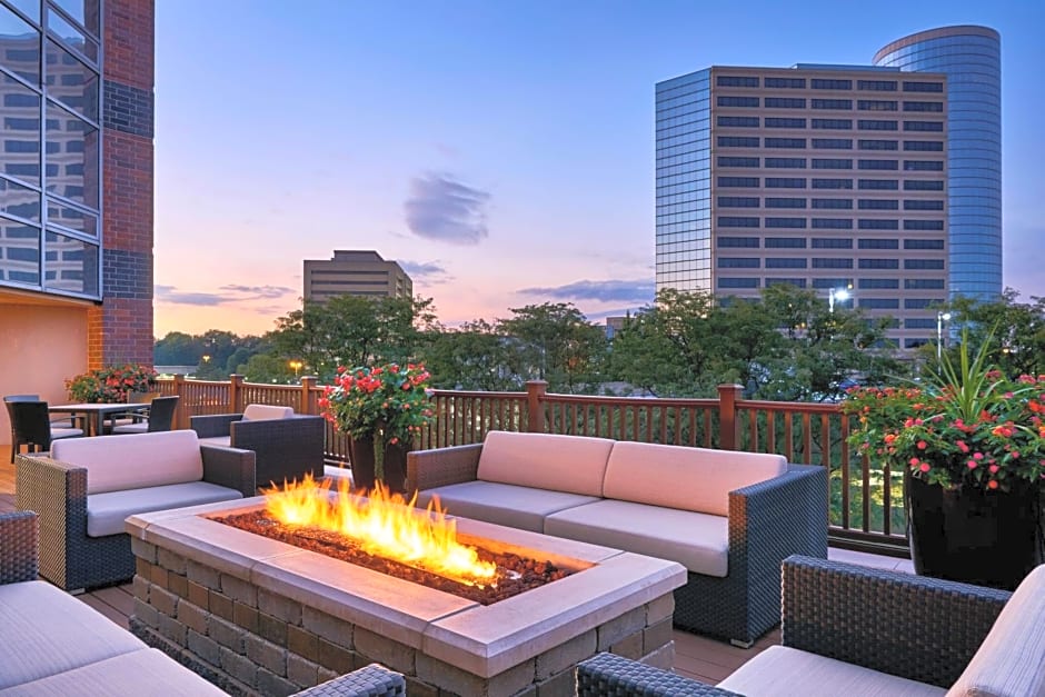 Sheraton Indianapolis Hotel at Keystone Crossing