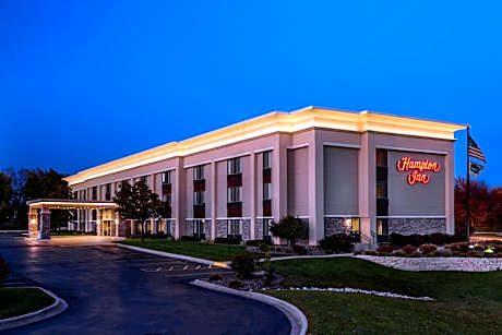 Hampton Inn By Hilton Milwaukee-Airport
