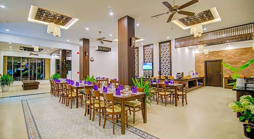 White Lotus Hotel Hoian