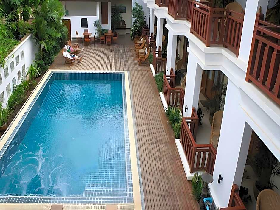 Athena Hotel