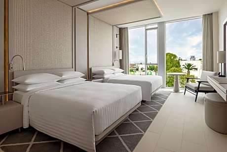 Premium Twin Room with City View