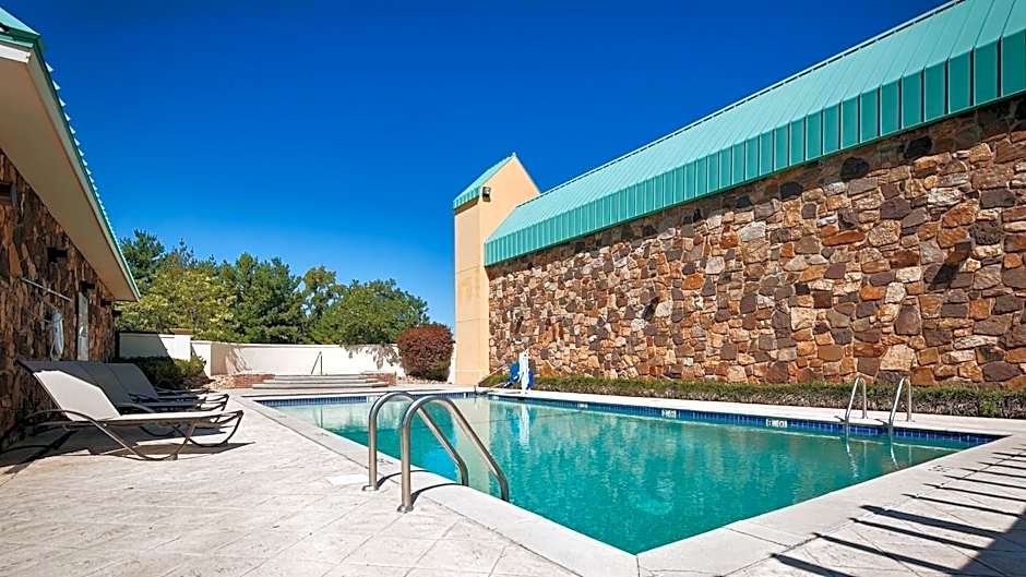 Best Western Newport Inn