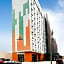 La Quinta Inn and Suites by Wyndham Long Island City