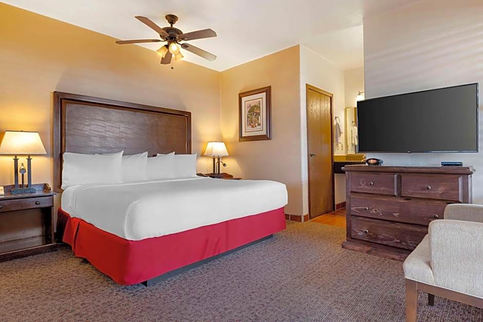 Best Western Plus Hacienda Suites-Old Town