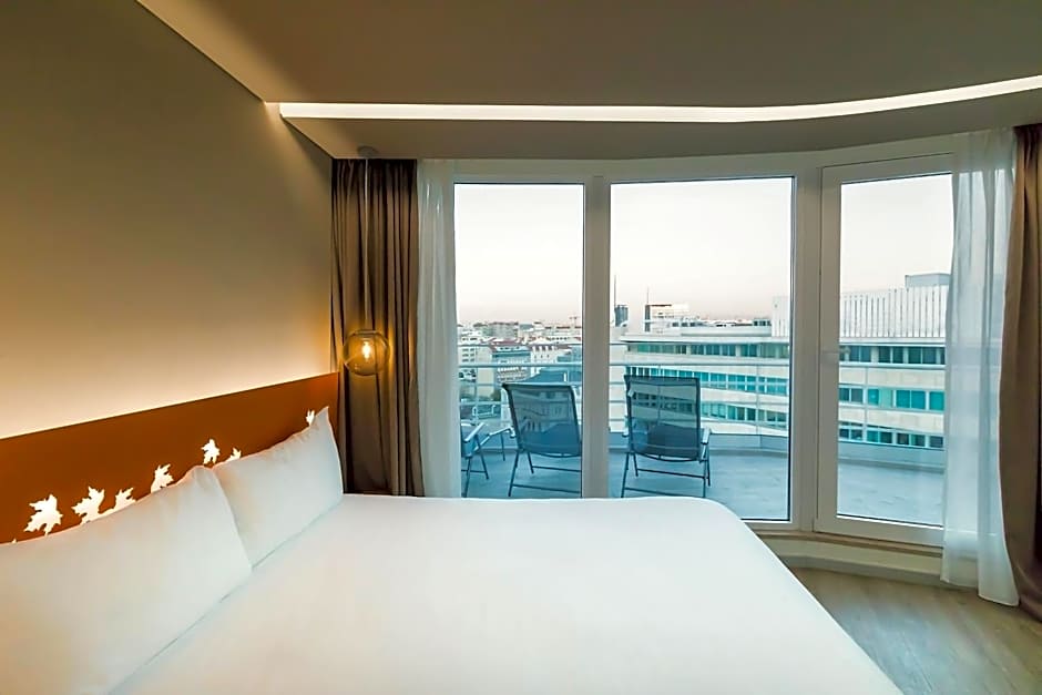 Ibis Styles Lisboa Centro Marquês de Pombal