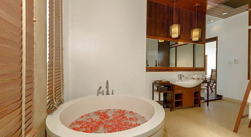 The Sarann Hotel