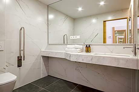 Standard Double Room (2 Adults)