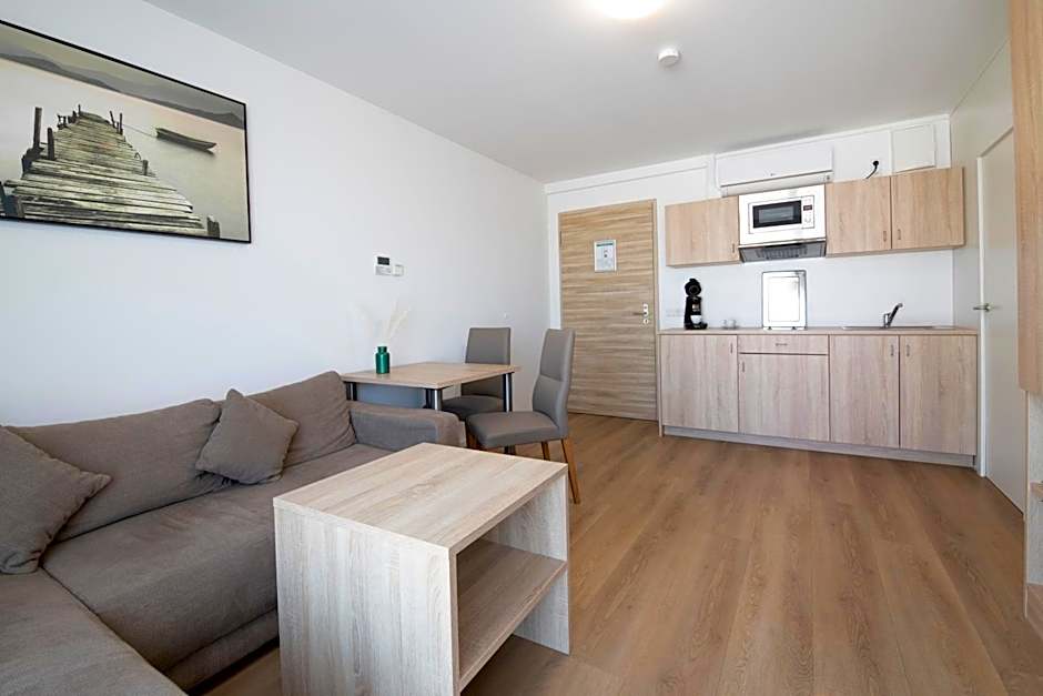 Smart & Stay Aparthotel Saarlouis Lisdorf - Self-Check-In - Free Parking