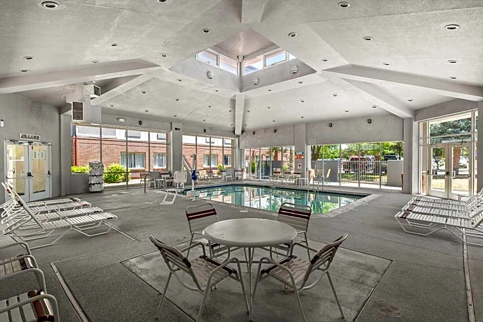 Quality Inn & Suites Denver International Airport