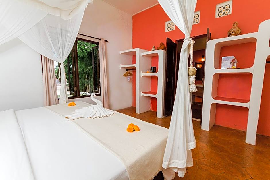 Sannyas Boutique Hotel