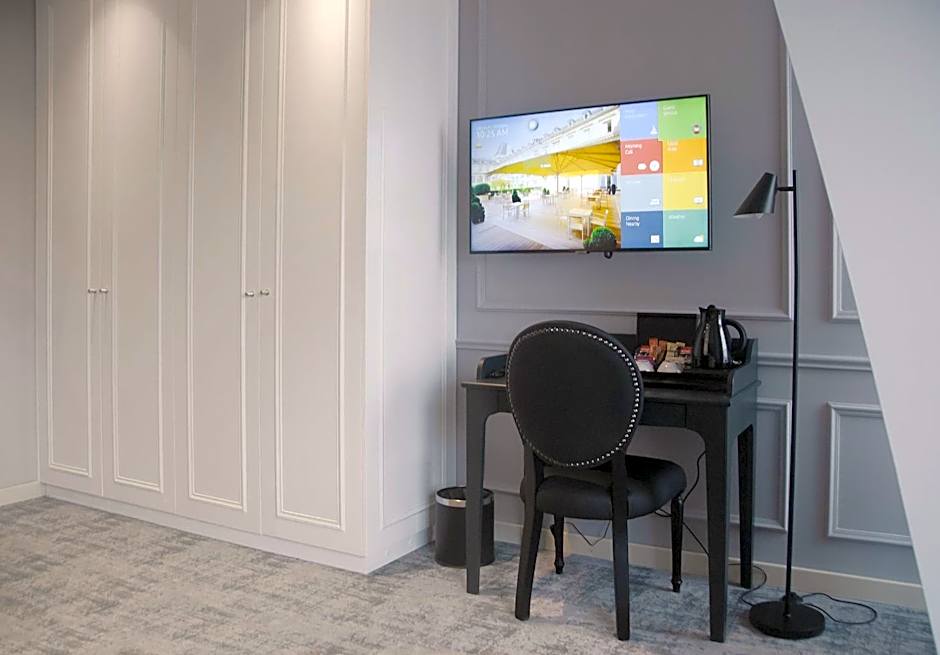 H41 Luxury Suites