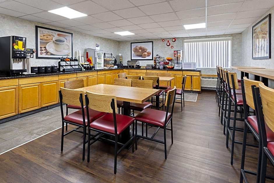 Ramada by Wyndham Parsippany