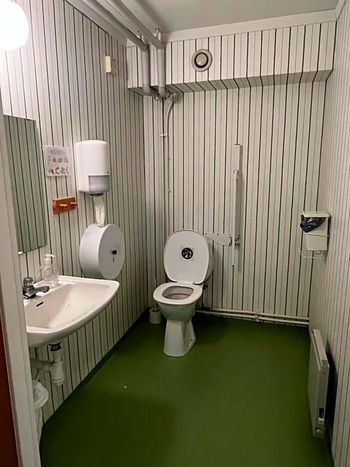 Lantlivlodge i Österjörn - Midgård