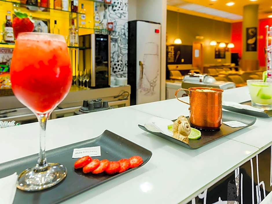 ibis Vitoria Praia de Camburi