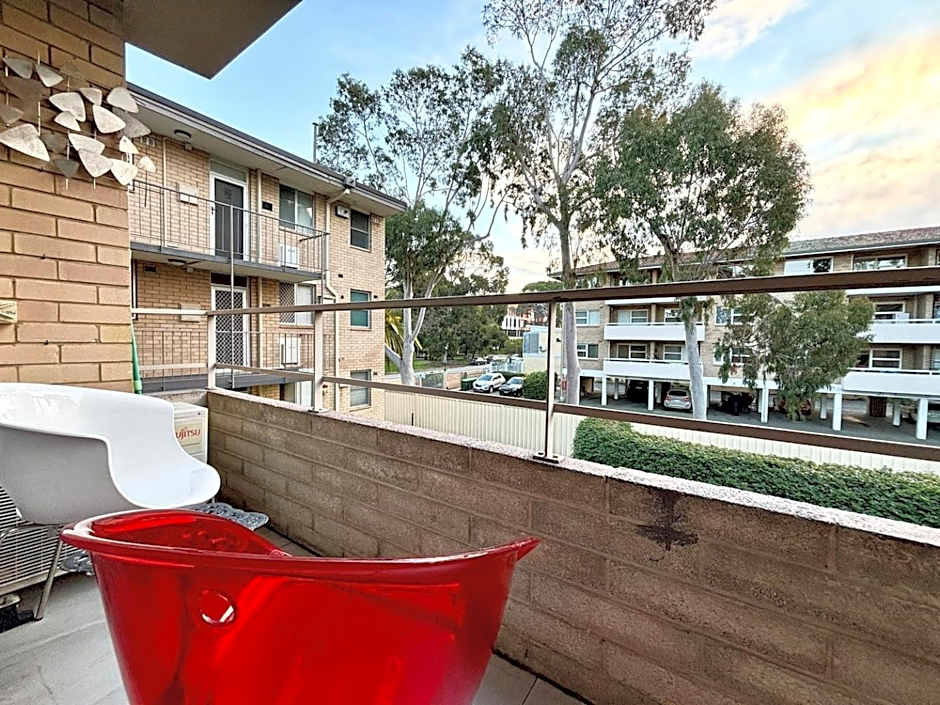 Central Subiaco Oasis 1 Bedroom Unit