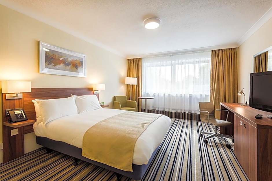 Holiday Inn Reading West By IHG