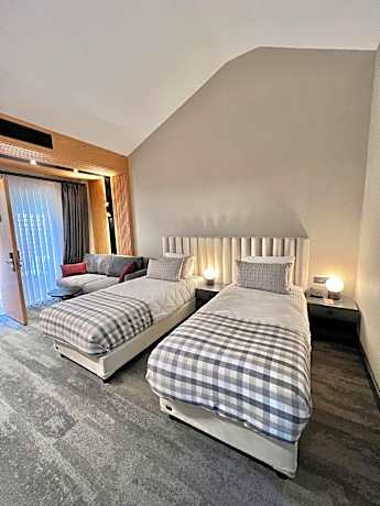 Twin Room with Garden View