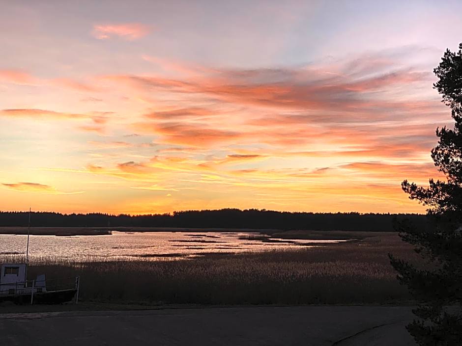 Vergi Sadam & Restoran Wirkes'