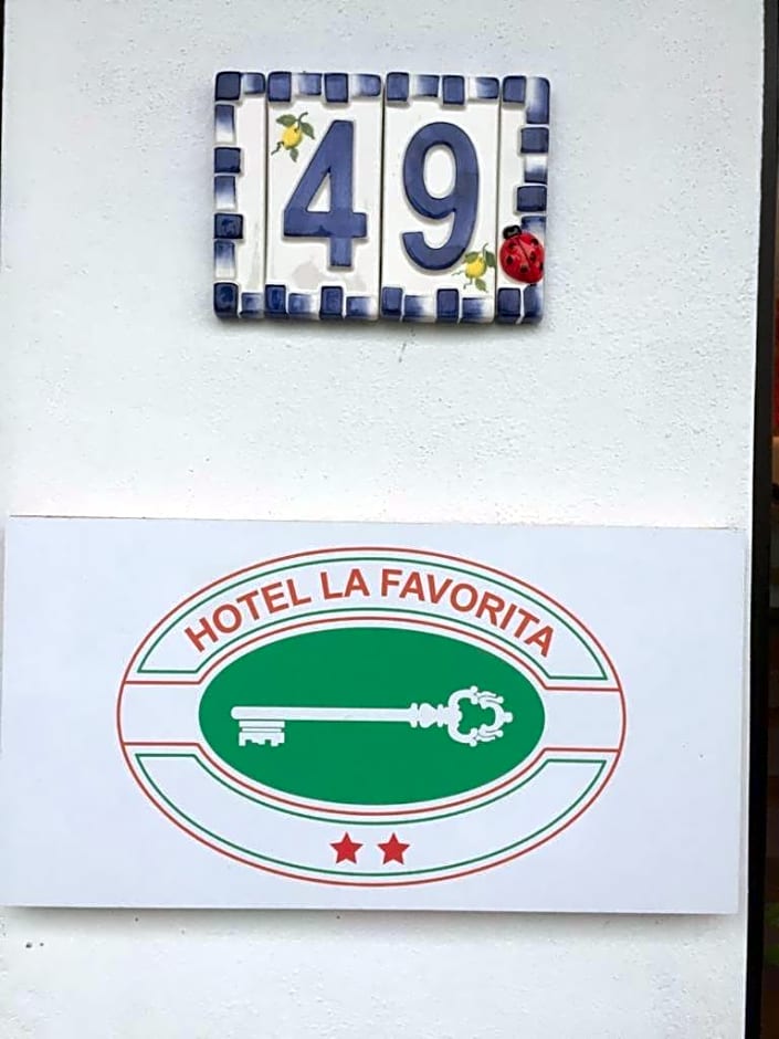 HOTEL LA FAVORITA