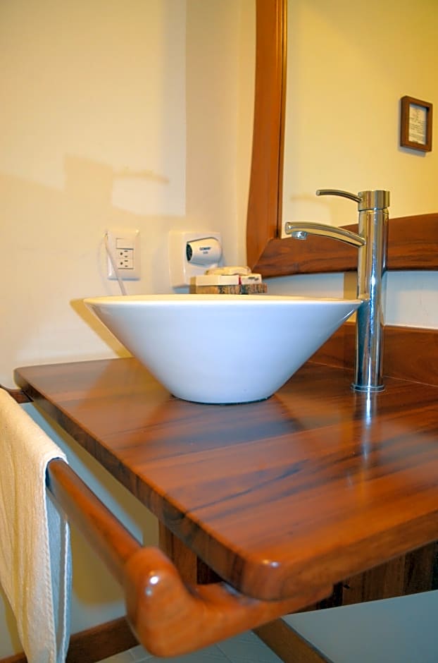 Casa Tsaya Boutique