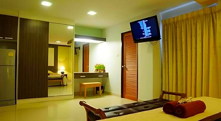 Diamond City Place Hotel