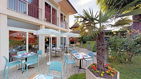 Hôtel de France Contact-Hôtel