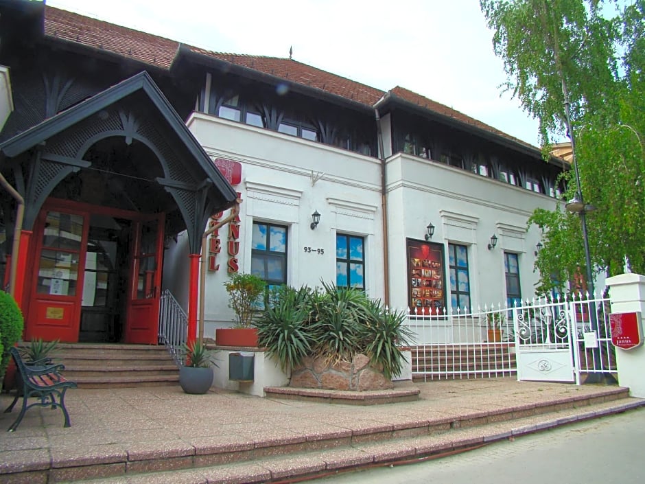 Janus Boutique Hotel & Spa
