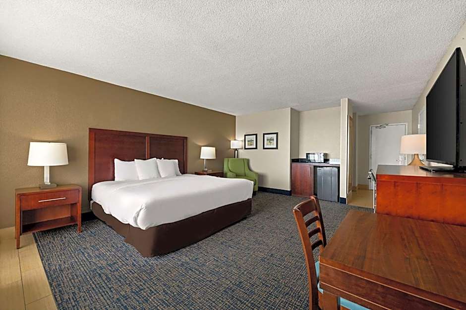 Comfort Inn On The Ocean