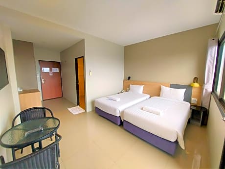 Building 2 Standard Room with Twin Bed