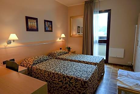 Triple Room with Balcony