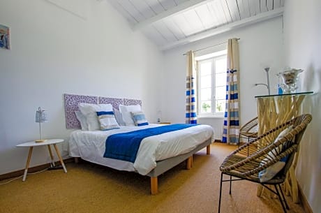 Double Room with Pool View