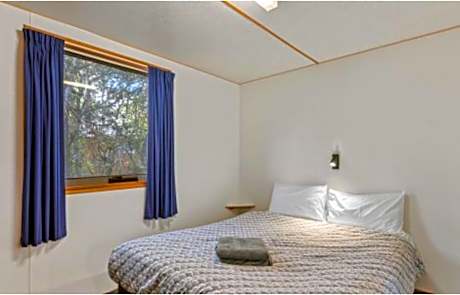 Standard Cabin - Sleeps 4