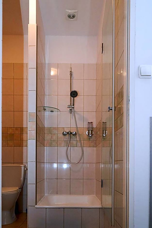 Hostel Evotel