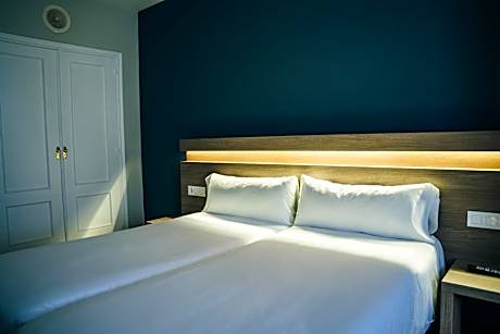 Economy Double or Twin Room