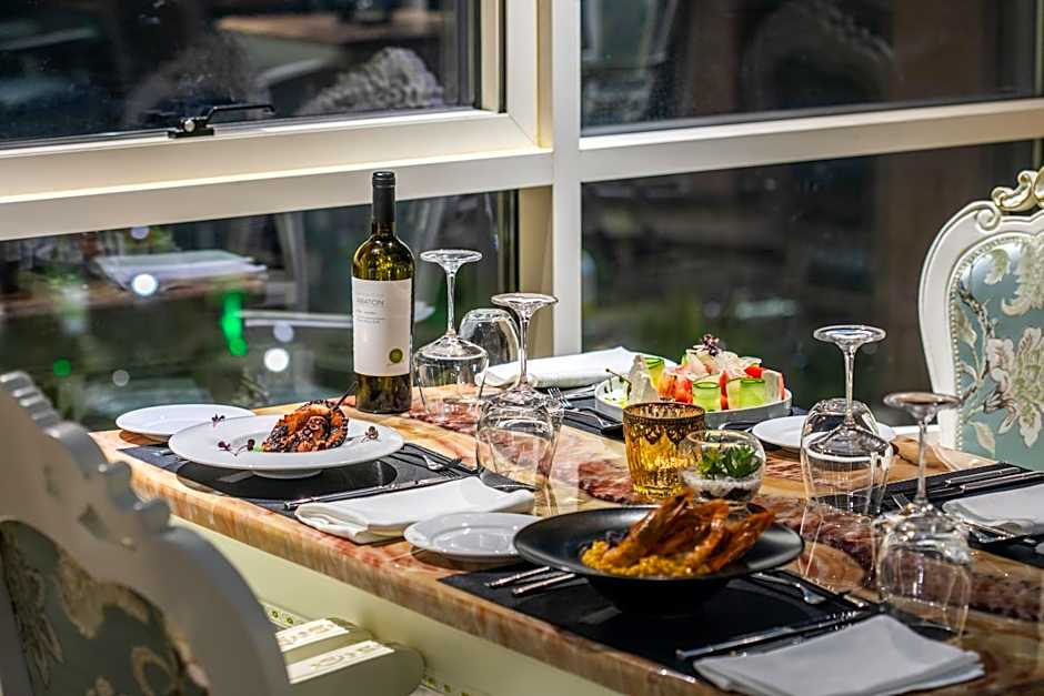 Wellness Santa Hotel - adults plus12