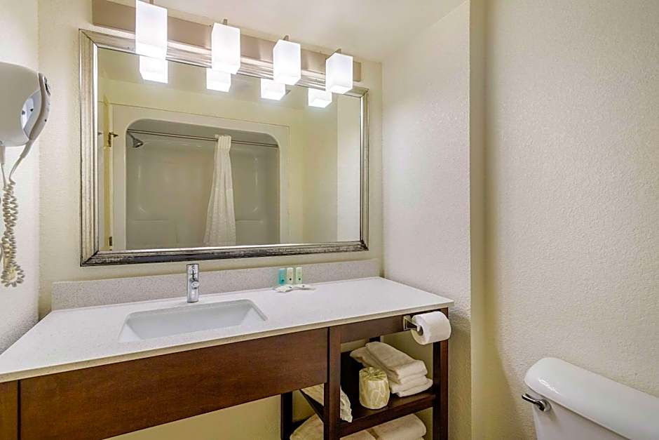 Quality Inn & Suites Olde Town